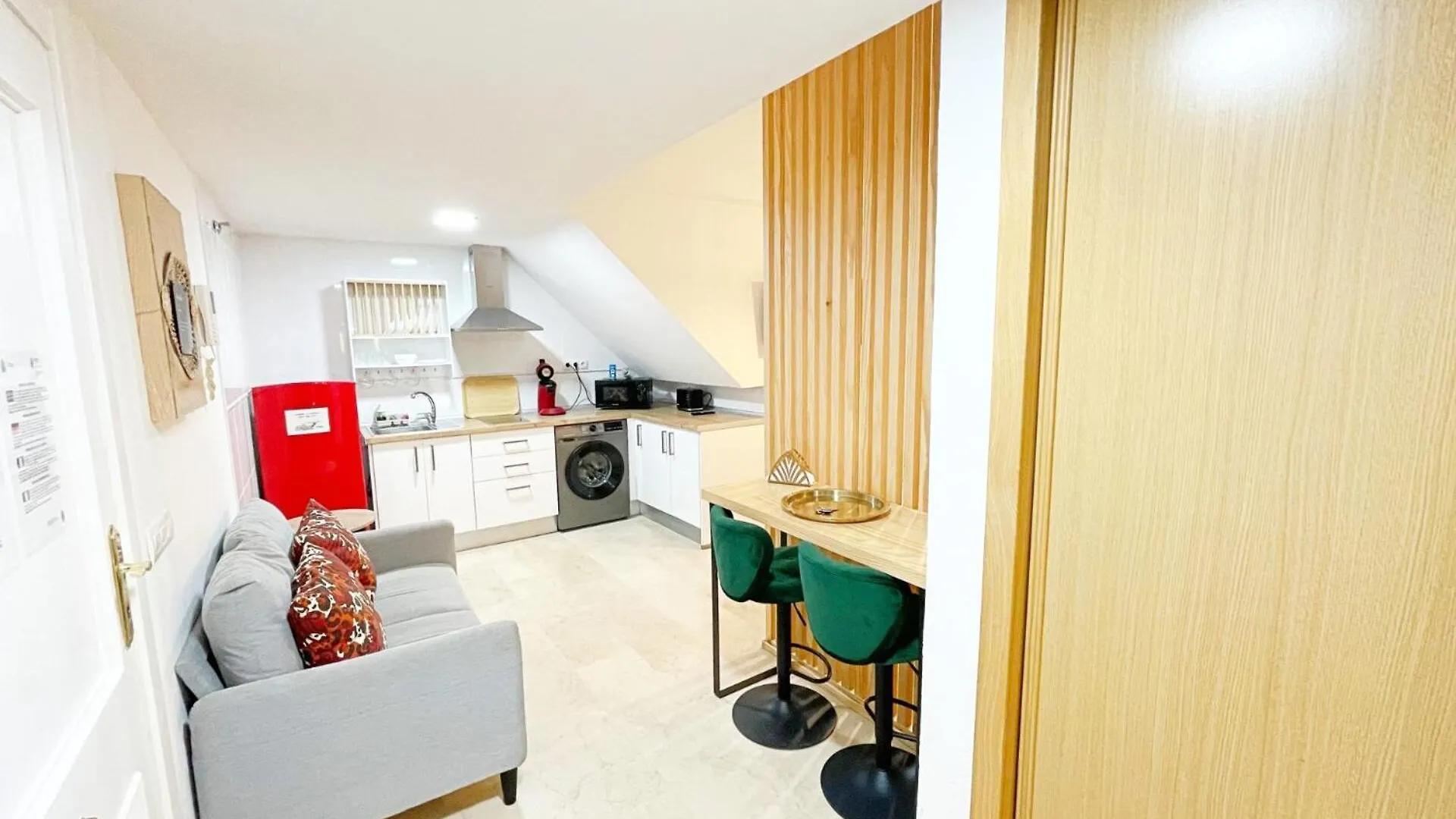 Apartamento New Tropic Malaka Home Málaga